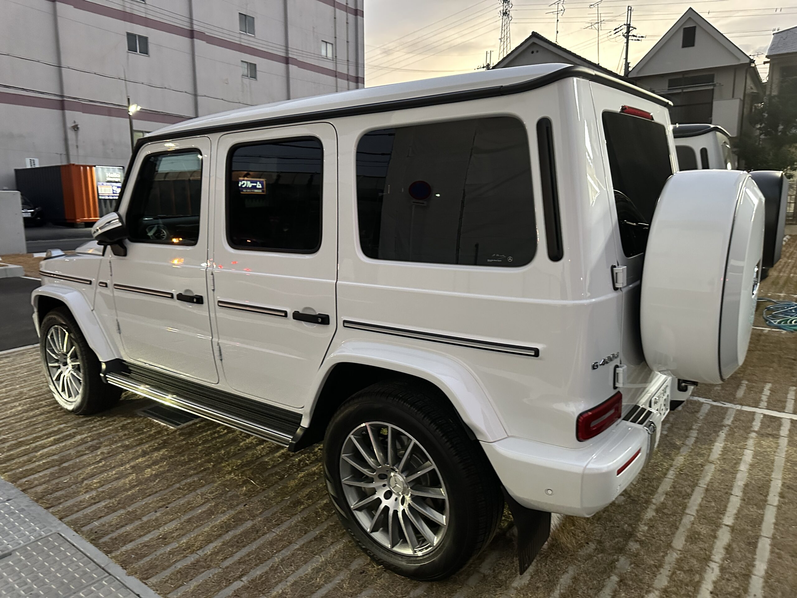 400d
