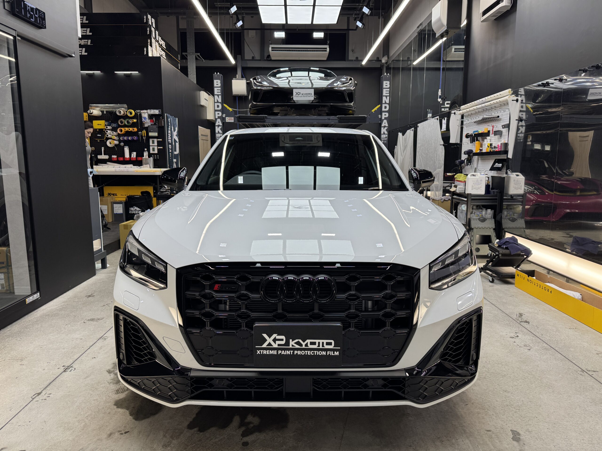 Audi　SQ2