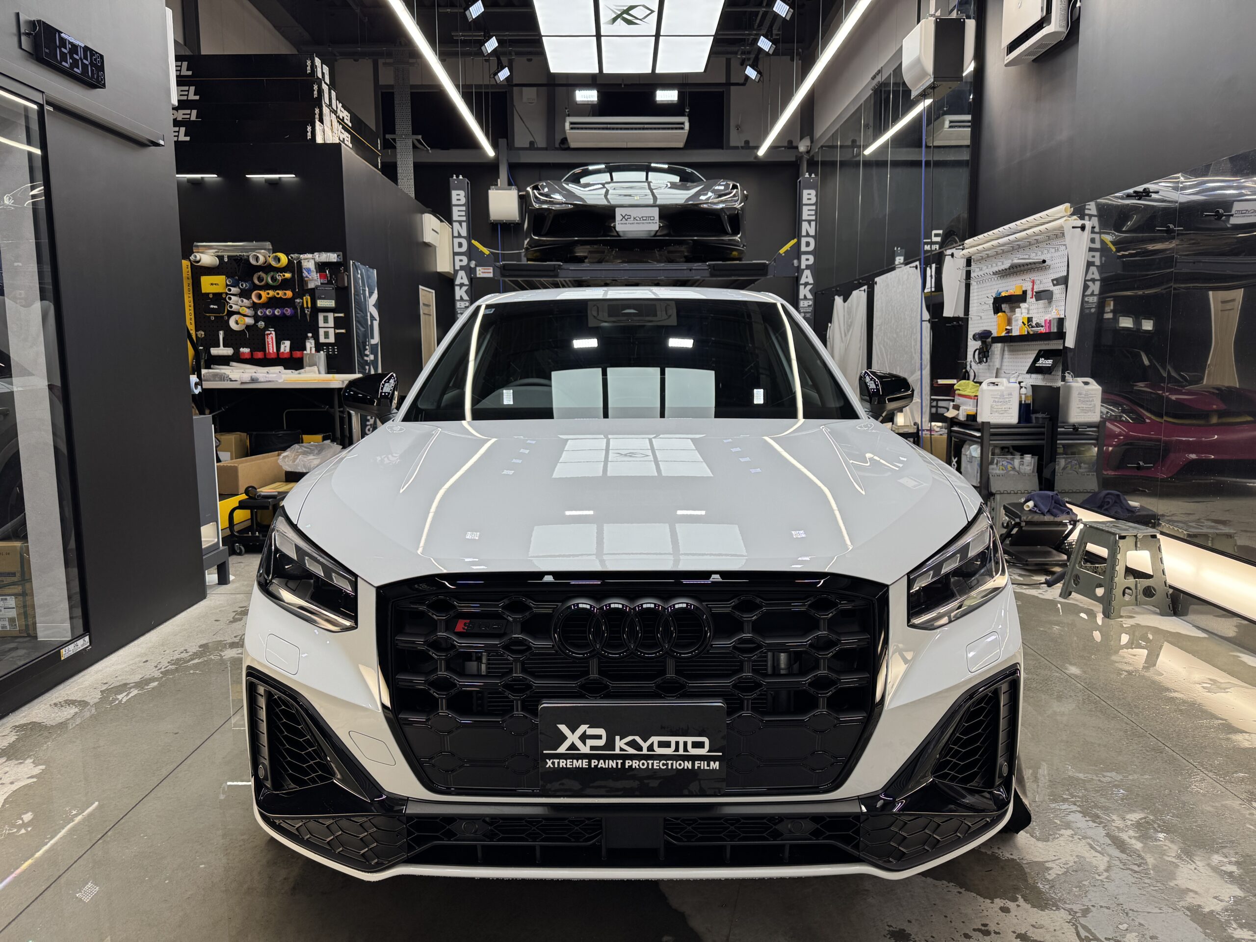 Audi　SQ2