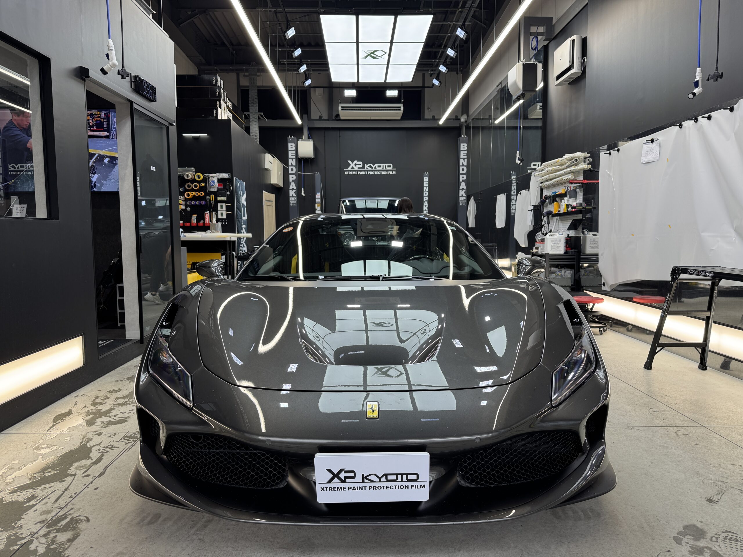 F8 spider