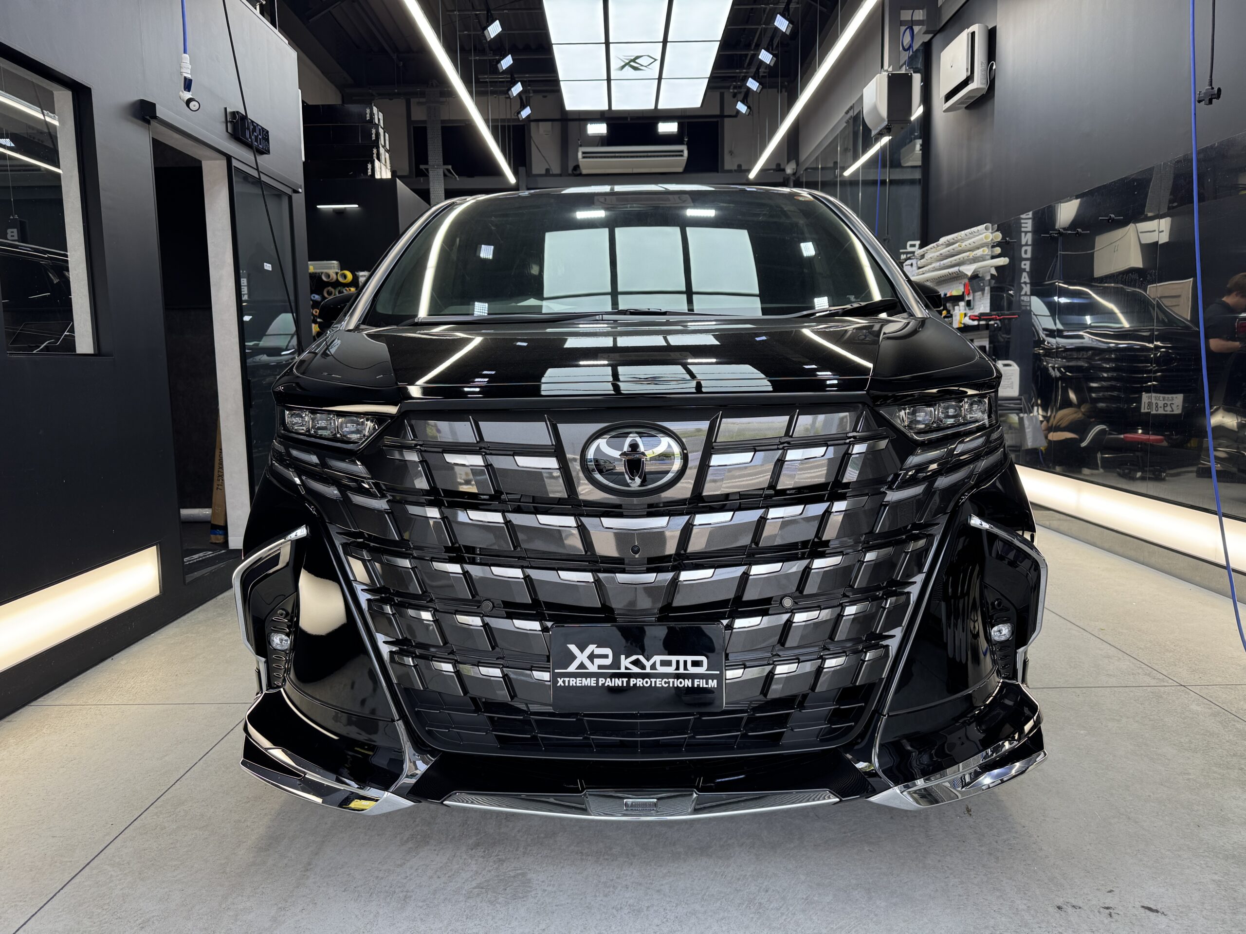 40 ALPHARD